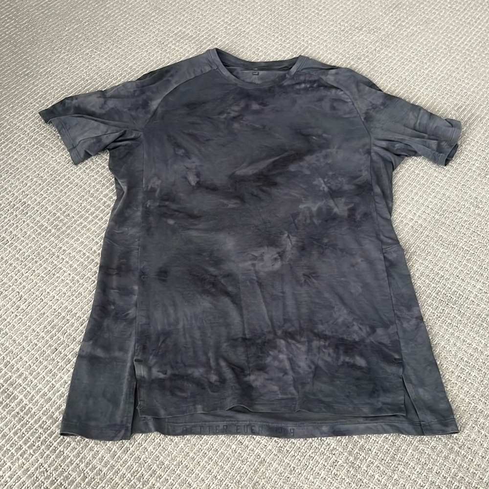 LULULEMON MENS TYE DYE SHIRT